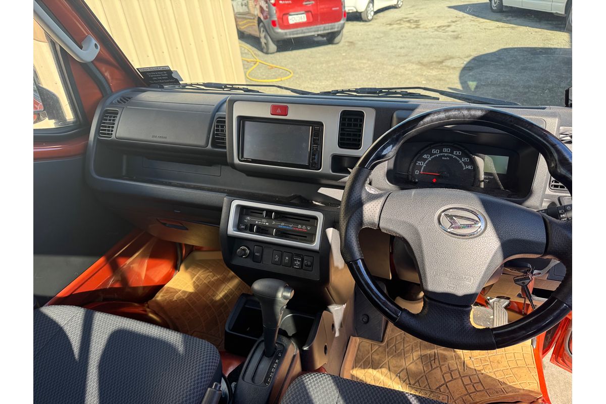 2018 Daihatsu HIJET Jumbo 4X4