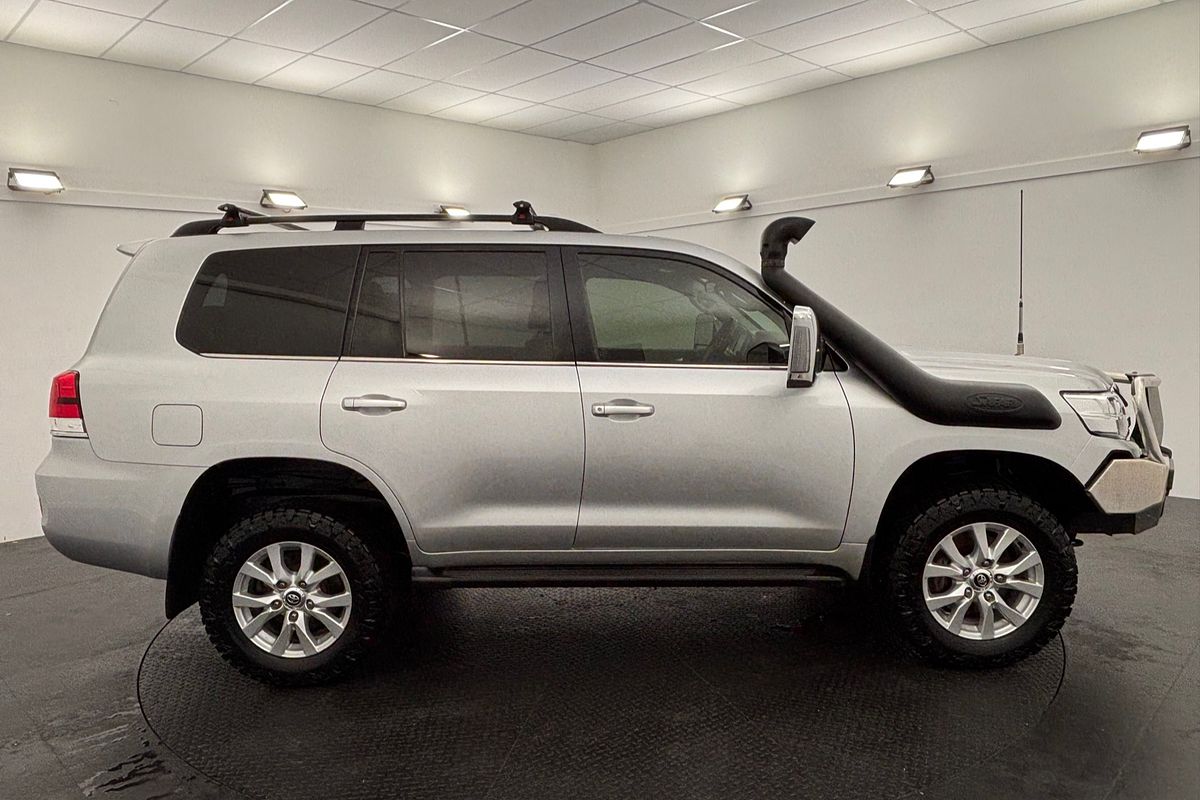 2017 Toyota Landcruiser VX VDJ200R