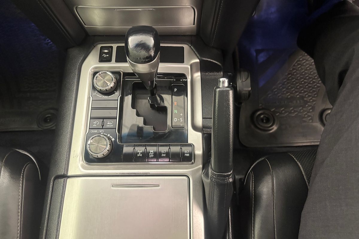 2017 Toyota Landcruiser VX VDJ200R