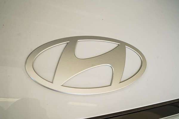 2025 Hyundai Kona Premium SX2.V2