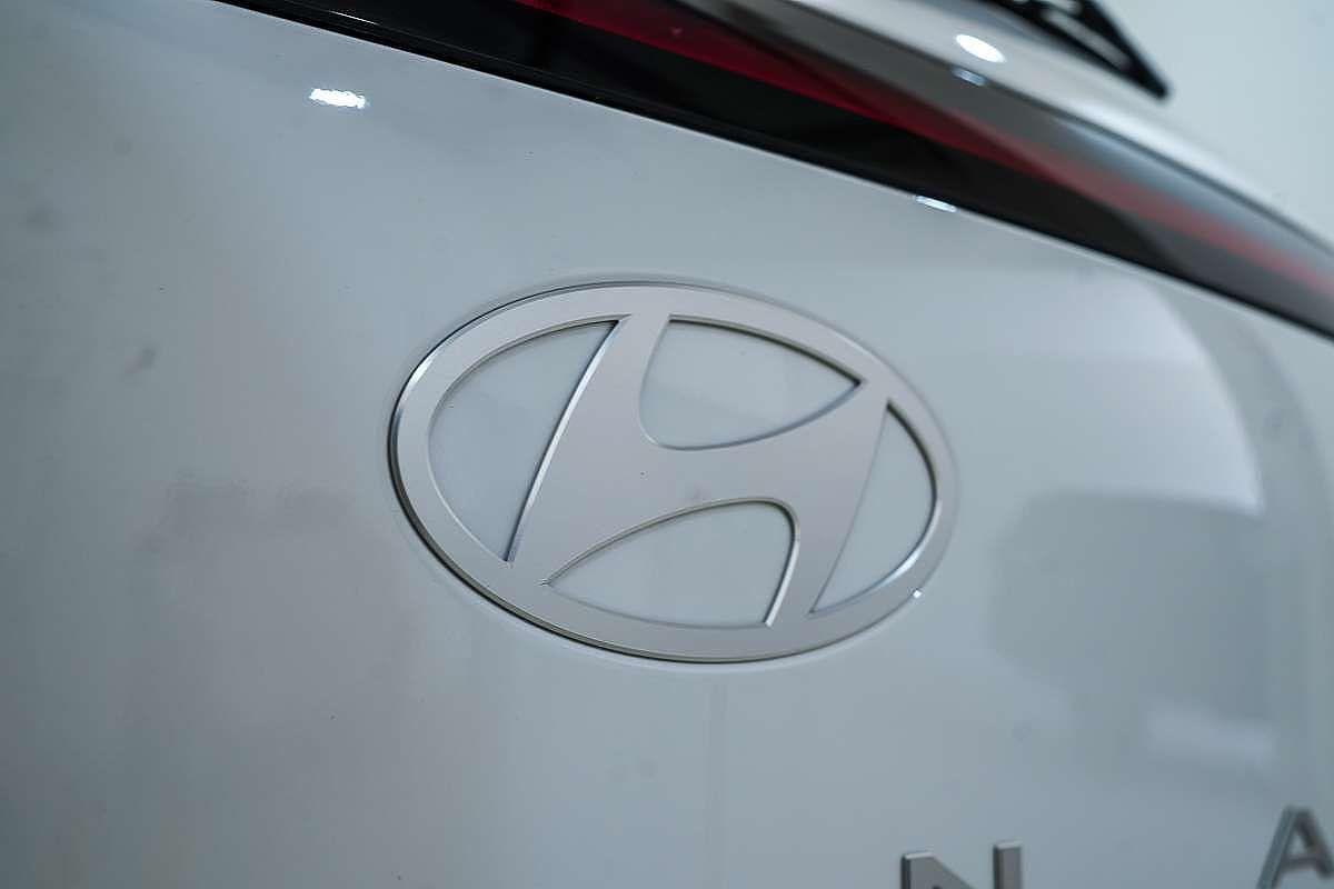 2025 Hyundai Kona Premium SX2.V2