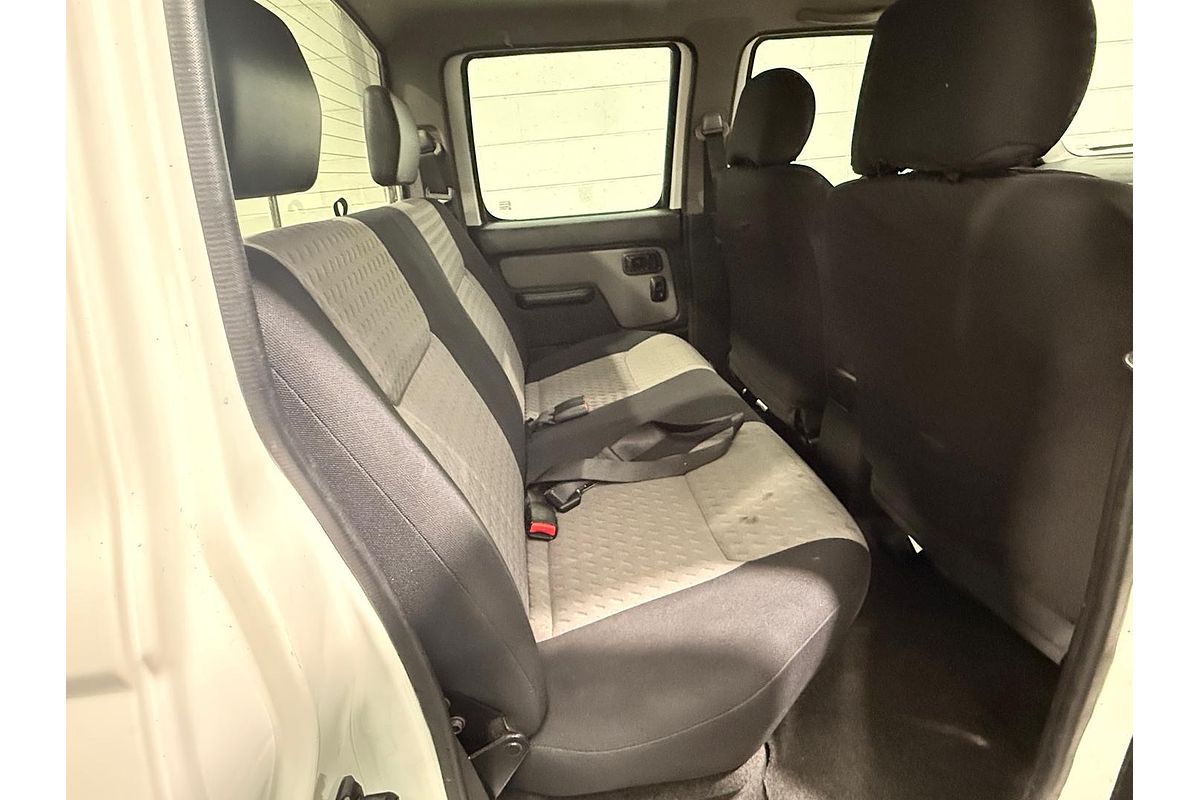 2012 Nissan Navara ST-R D22 4X4