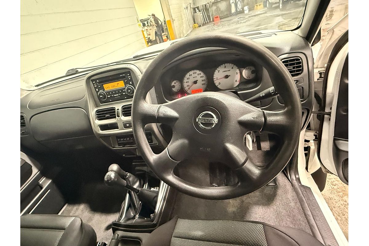 2012 Nissan Navara ST-R D22 4X4