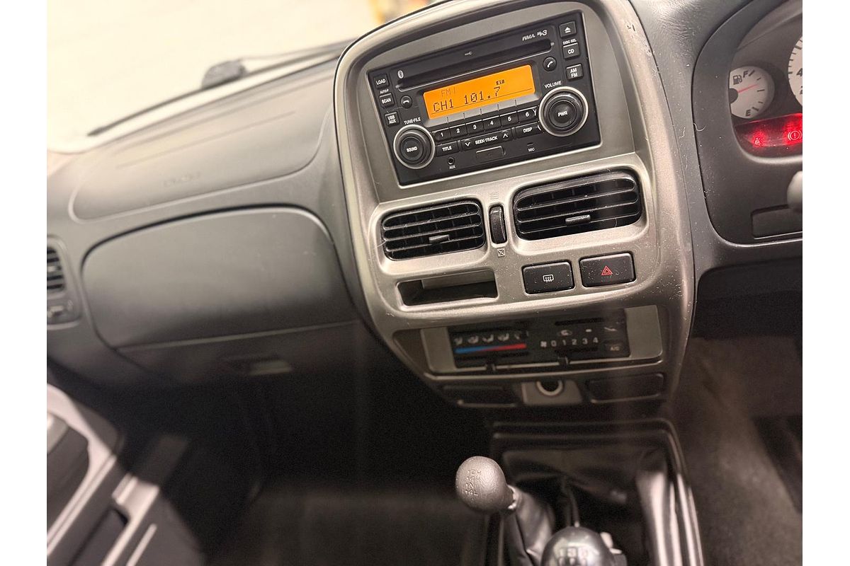 2012 Nissan Navara ST-R D22 4X4
