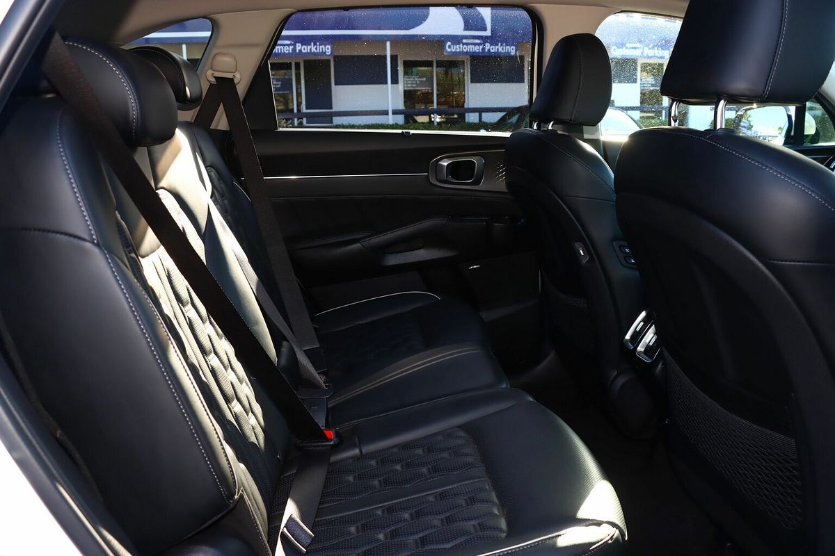 2023 Kia Sorento GT-Line MQ4