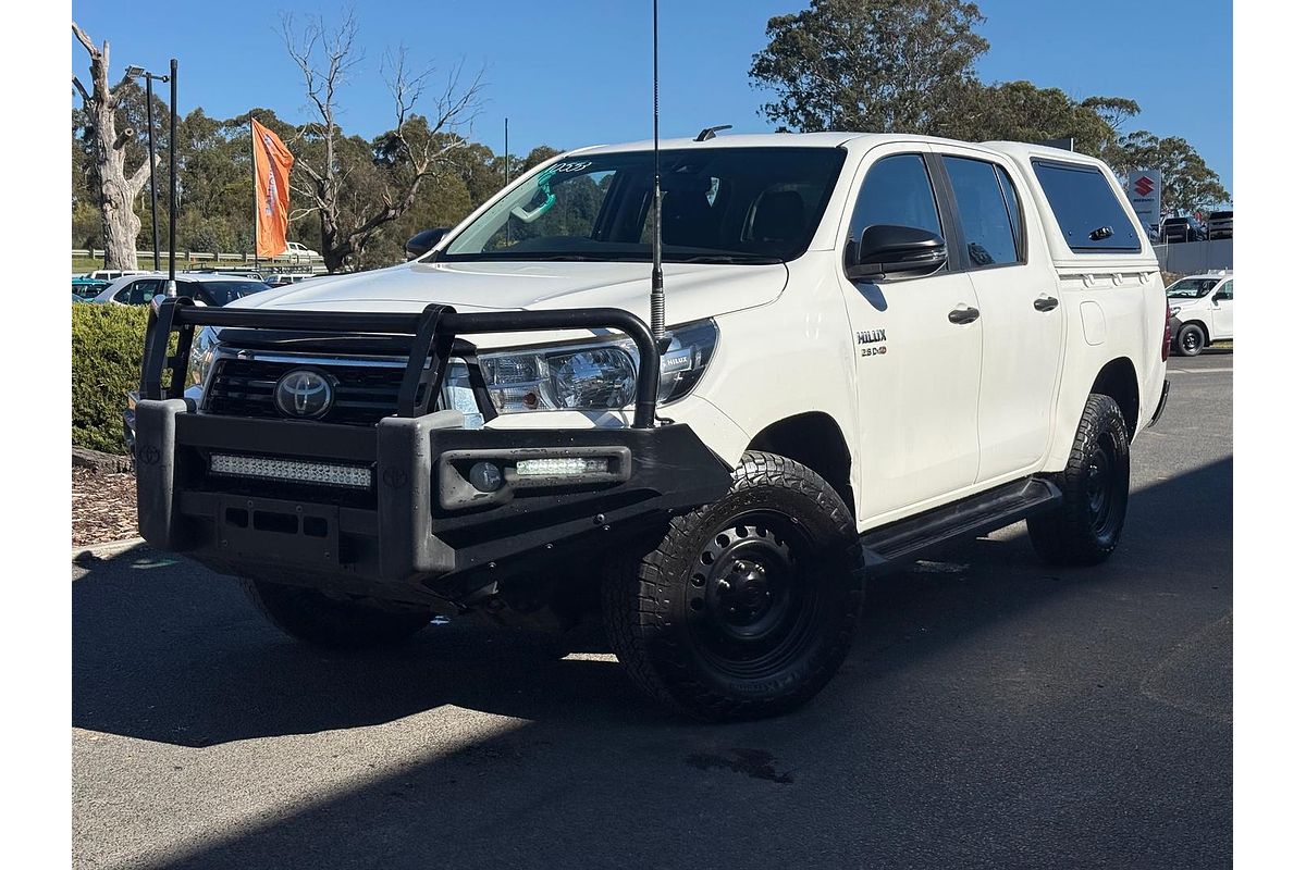 2020 Toyota Hilux SR GUN126R 4X4