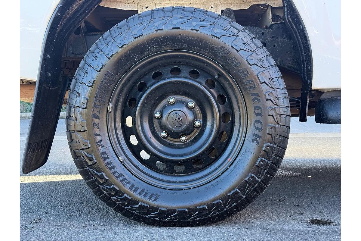 2020 Toyota Hilux SR GUN126R 4X4