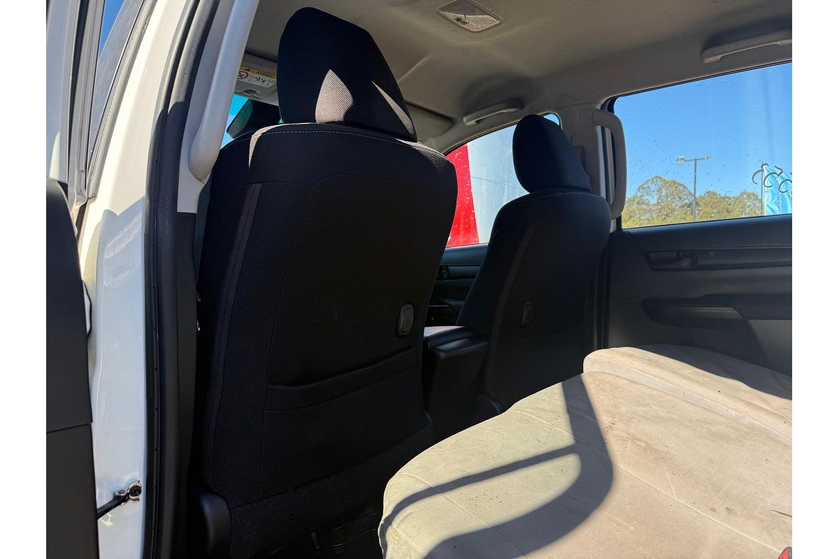 2020 Toyota Hilux SR GUN126R 4X4