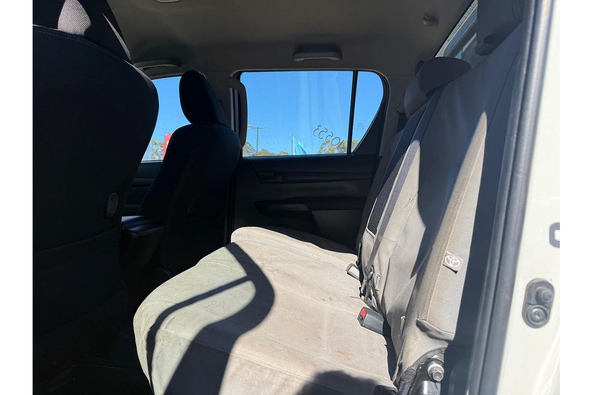 2020 Toyota Hilux SR GUN126R 4X4