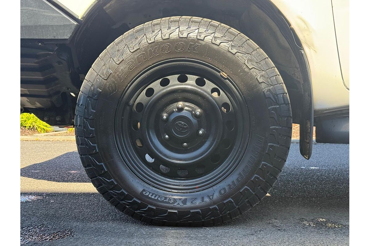 2020 Toyota Hilux SR GUN126R 4X4