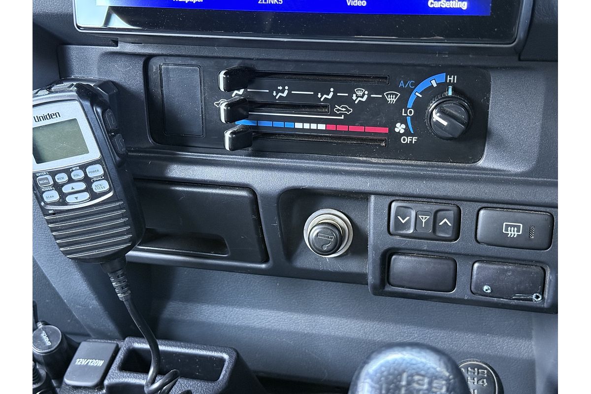 2013 Toyota Landcruiser GXL VDJ76R