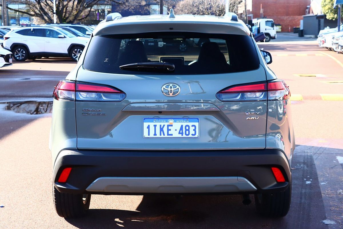 2024 Toyota Corolla Cross GXL MXGH15R
