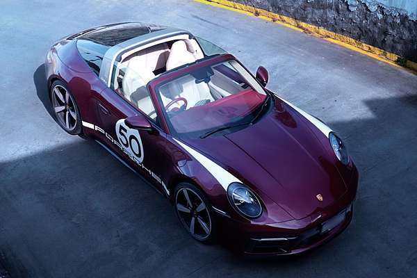 2021 Porsche 911 Targa 4S Heritage Design Edition 992