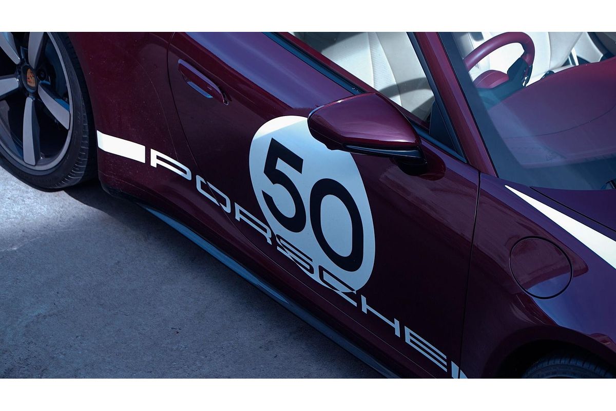 2021 Porsche 911 Targa 4S Heritage Design Edition 992