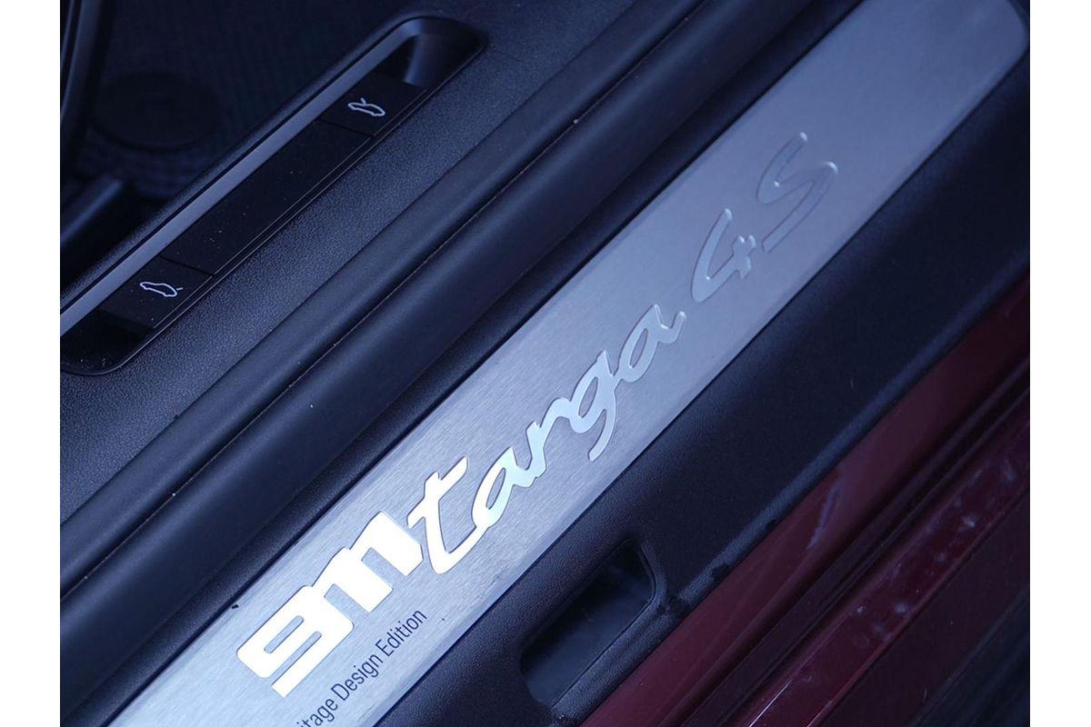 2021 Porsche 911 Targa 4S Heritage Design Edition 992