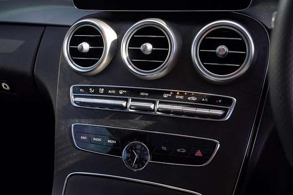 2019 Mercedes-Benz C-Class C200 C205