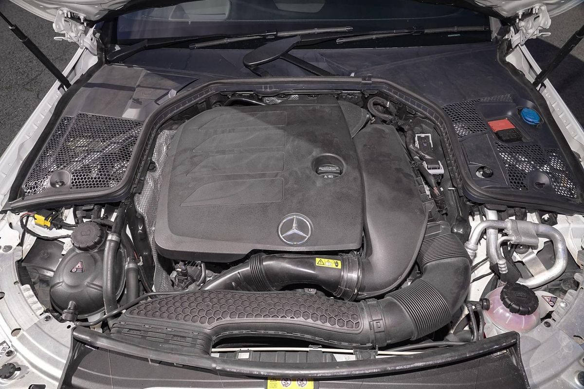 2019 Mercedes-Benz C-Class C200 C205
