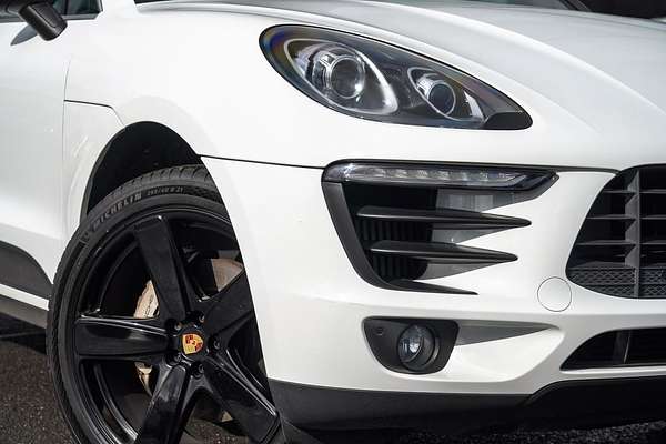 2016 Porsche Macan S 95B