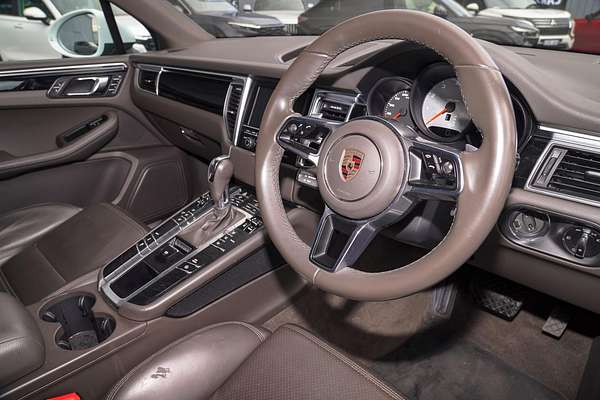 2016 Porsche Macan S 95B
