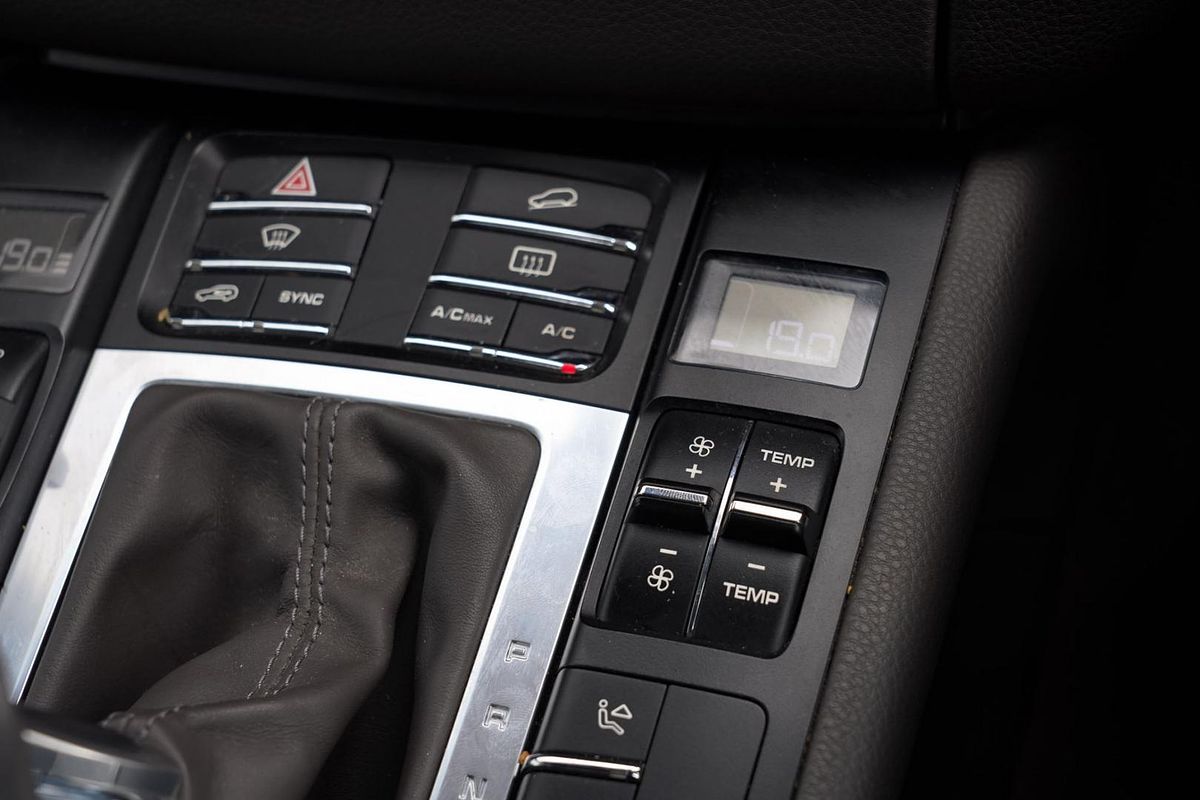 2016 Porsche Macan S 95B