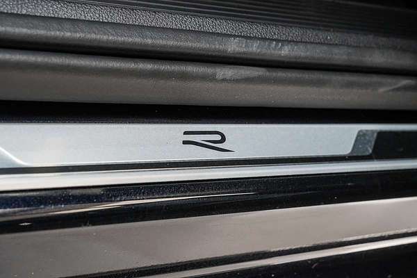 2023 Volkswagen T-Roc R D11