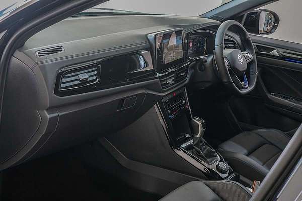 2023 Volkswagen T-Roc R D11
