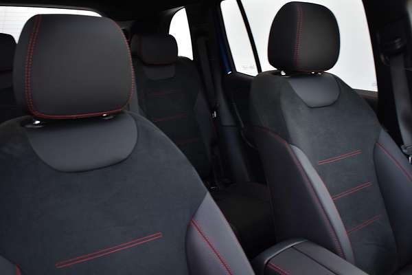 2024 Mercedes-Benz GLB-Class GLB250 X247