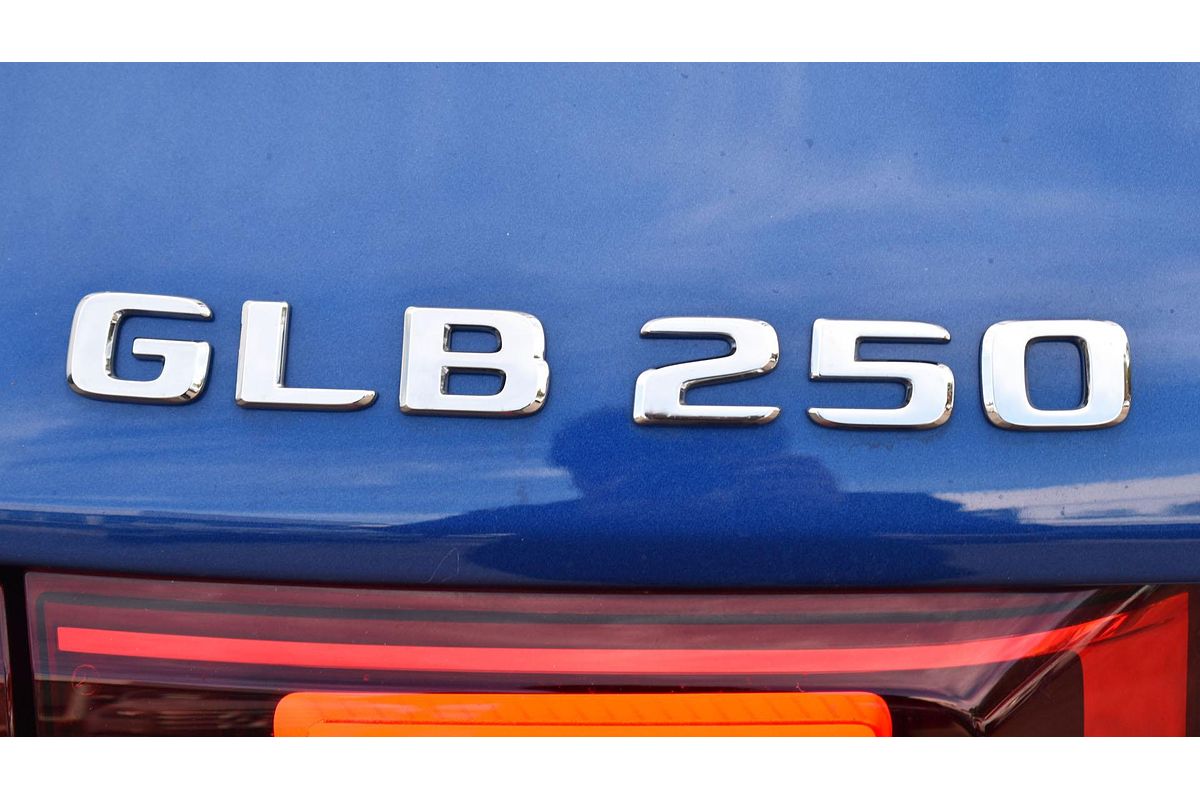 2024 Mercedes-Benz GLB-Class GLB250 X247