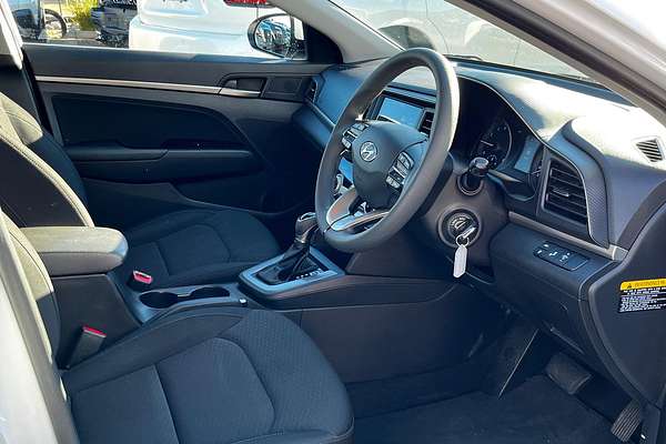 2018 Hyundai Elantra Go AD.2