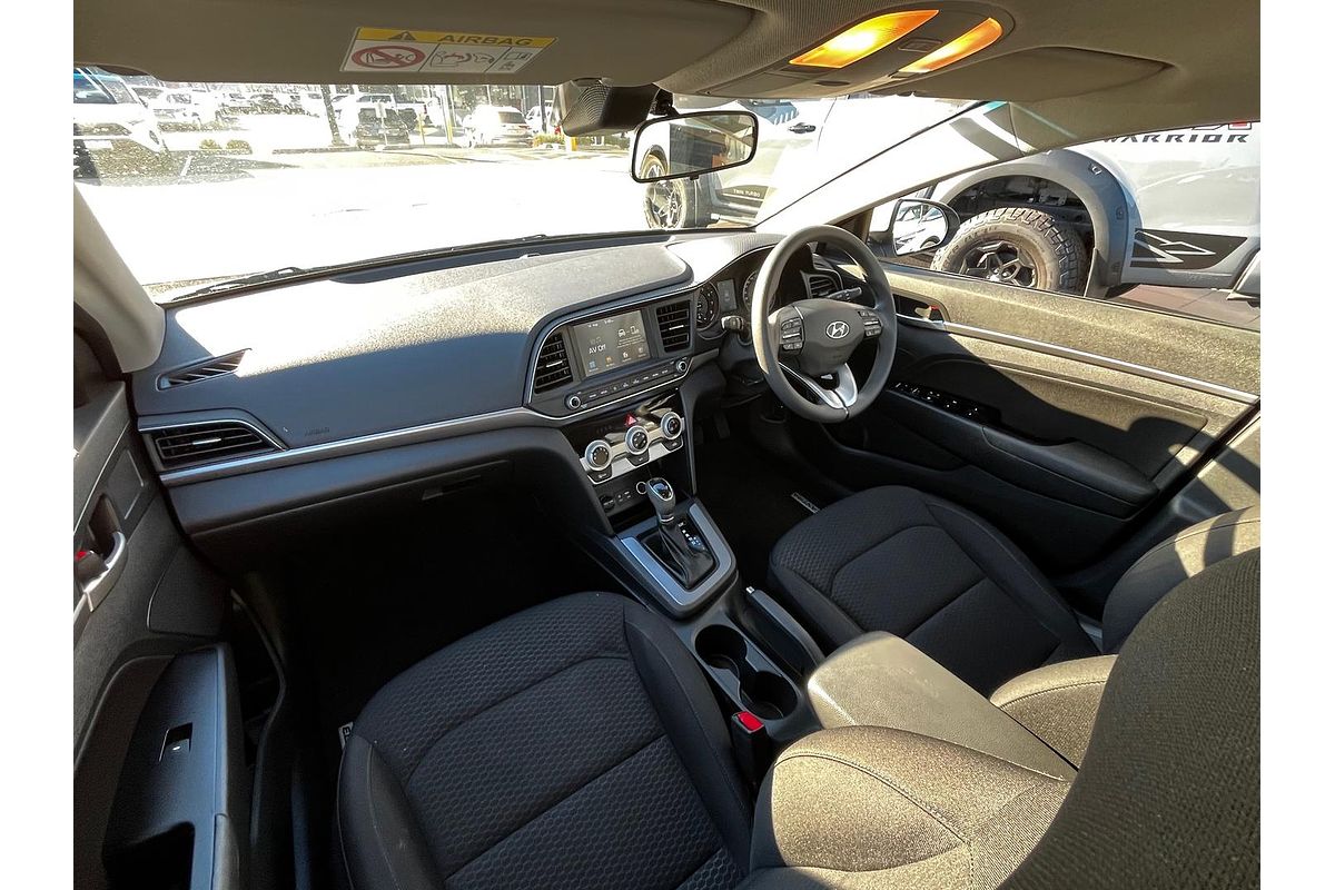 2018 Hyundai Elantra Go AD.2