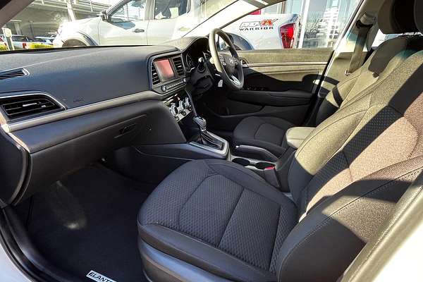 2018 Hyundai Elantra Go AD.2