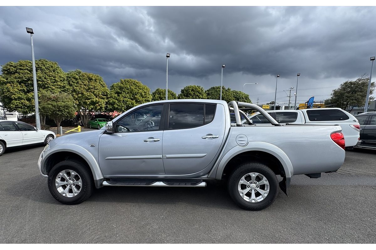 2013 Mitsubishi Triton GLX-R MN 4X4