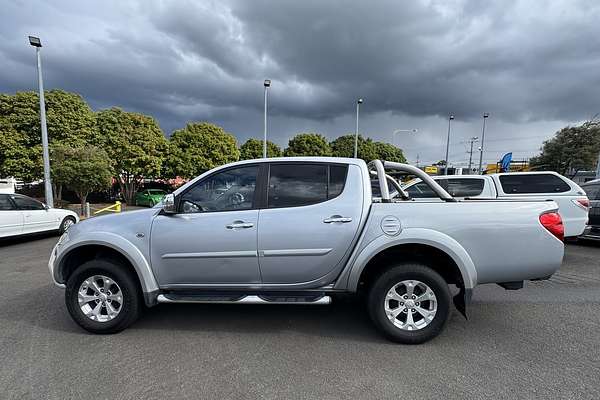 2013 Mitsubishi Triton GLX-R MN 4X4