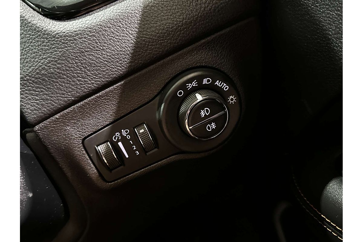 2018 Jeep Compass Limited M6