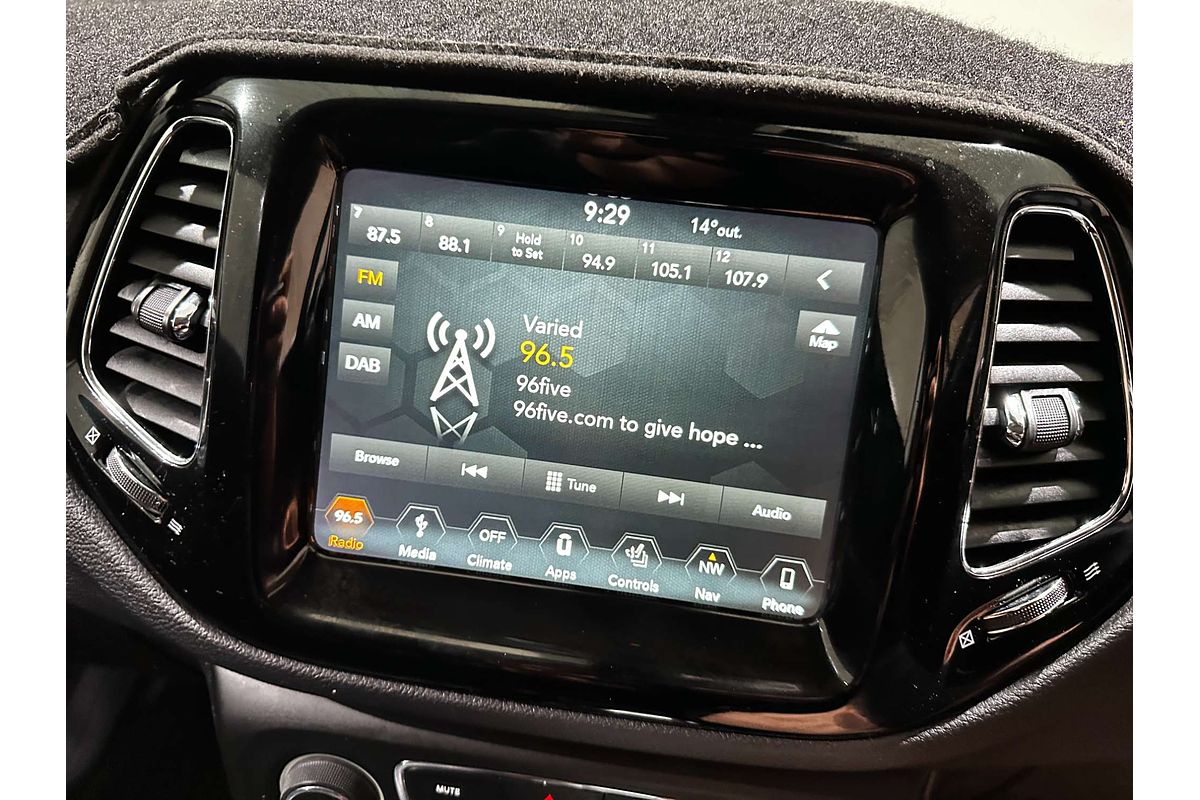 2018 Jeep Compass Limited M6