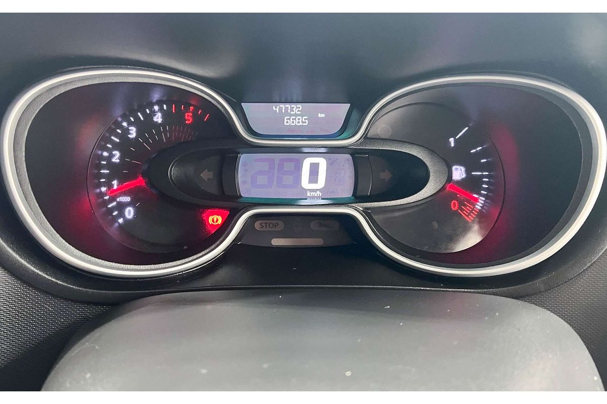 2022 Renault Trafic Pro 85kW X82 SWB