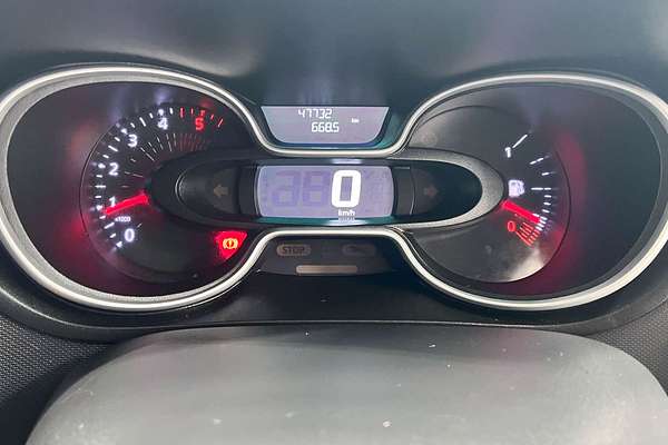 2022 Renault Trafic Pro 85kW X82 SWB