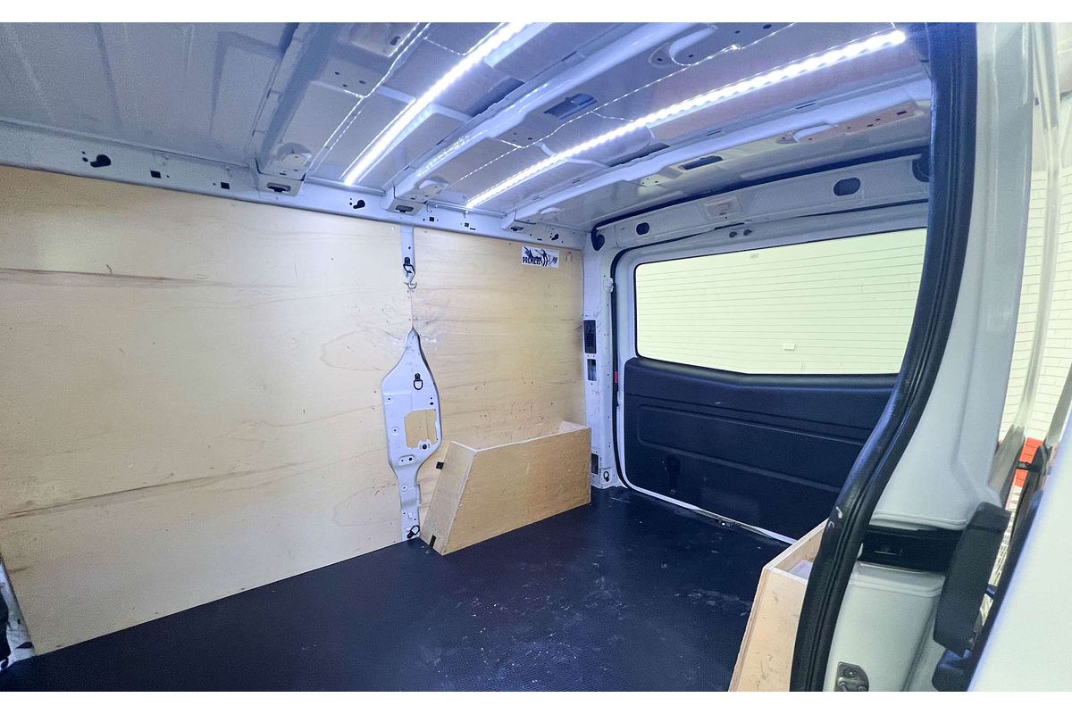 2022 Renault Trafic Pro 85kW X82 SWB