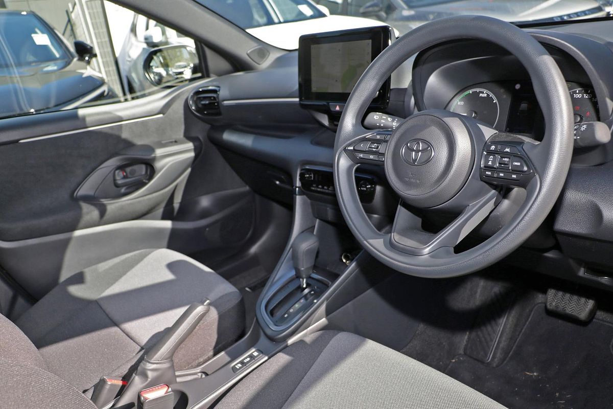 2025 Toyota Yaris Ascent Sport Hybrid MXPH10R