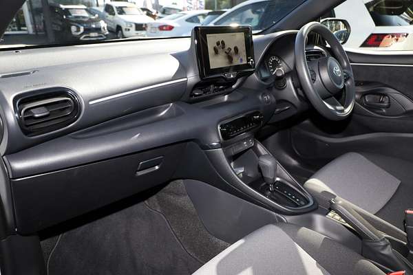 2025 Toyota Yaris Ascent Sport Hybrid MXPH10R