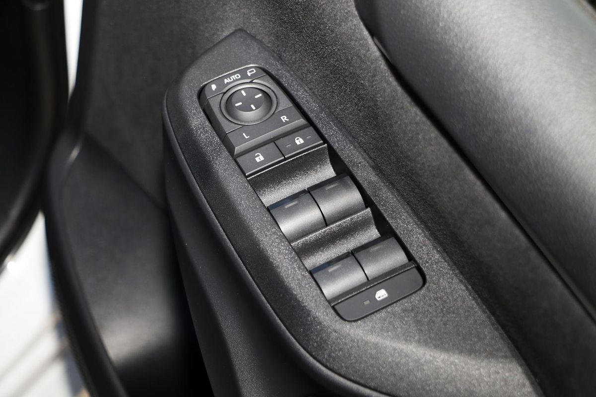 2025 Toyota Yaris Ascent Sport Hybrid MXPH10R