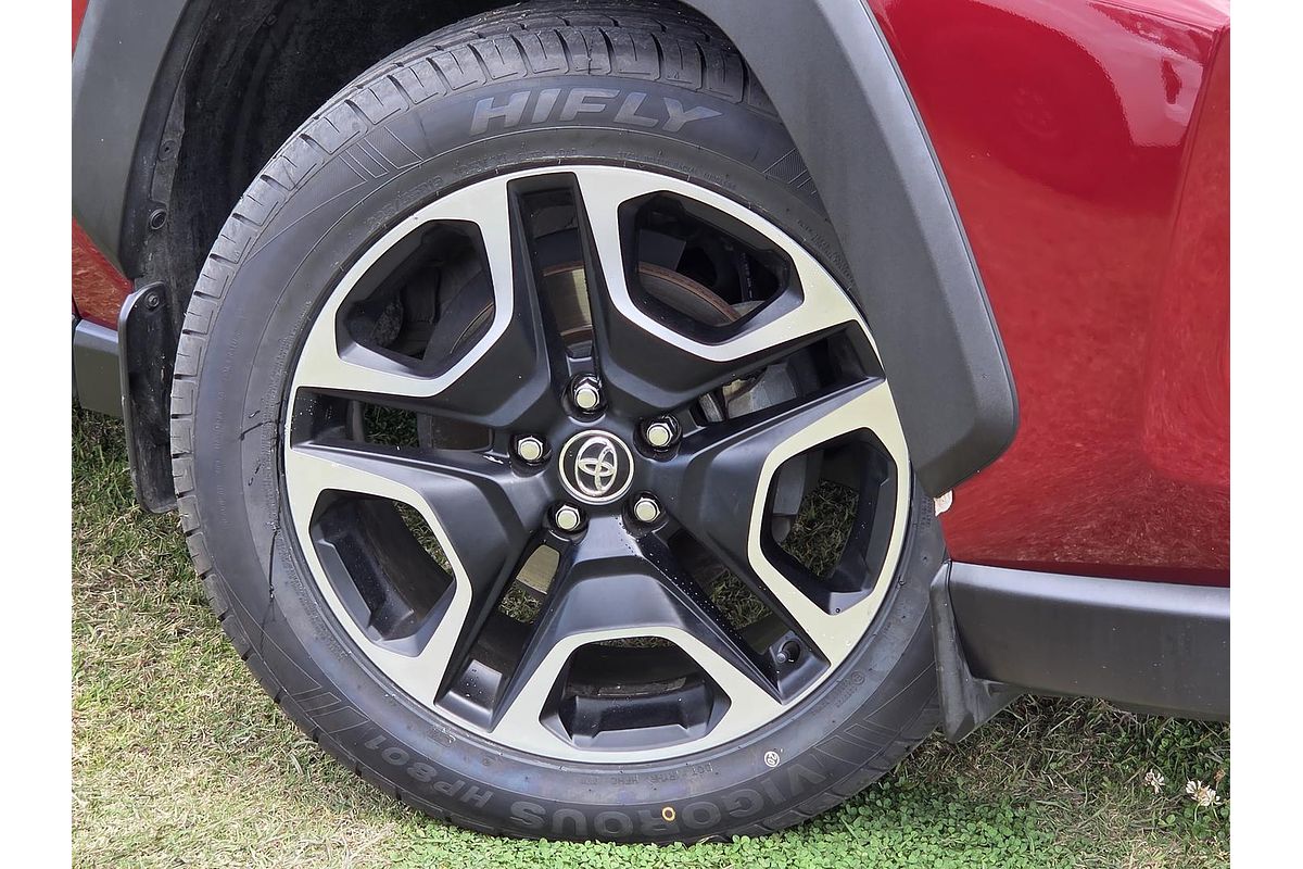 2019 Toyota RAV4 Edge AXAA54R