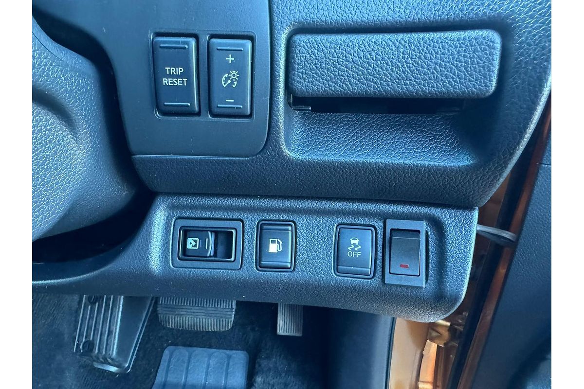 2016 Nissan Navara ST-X D23 4X4