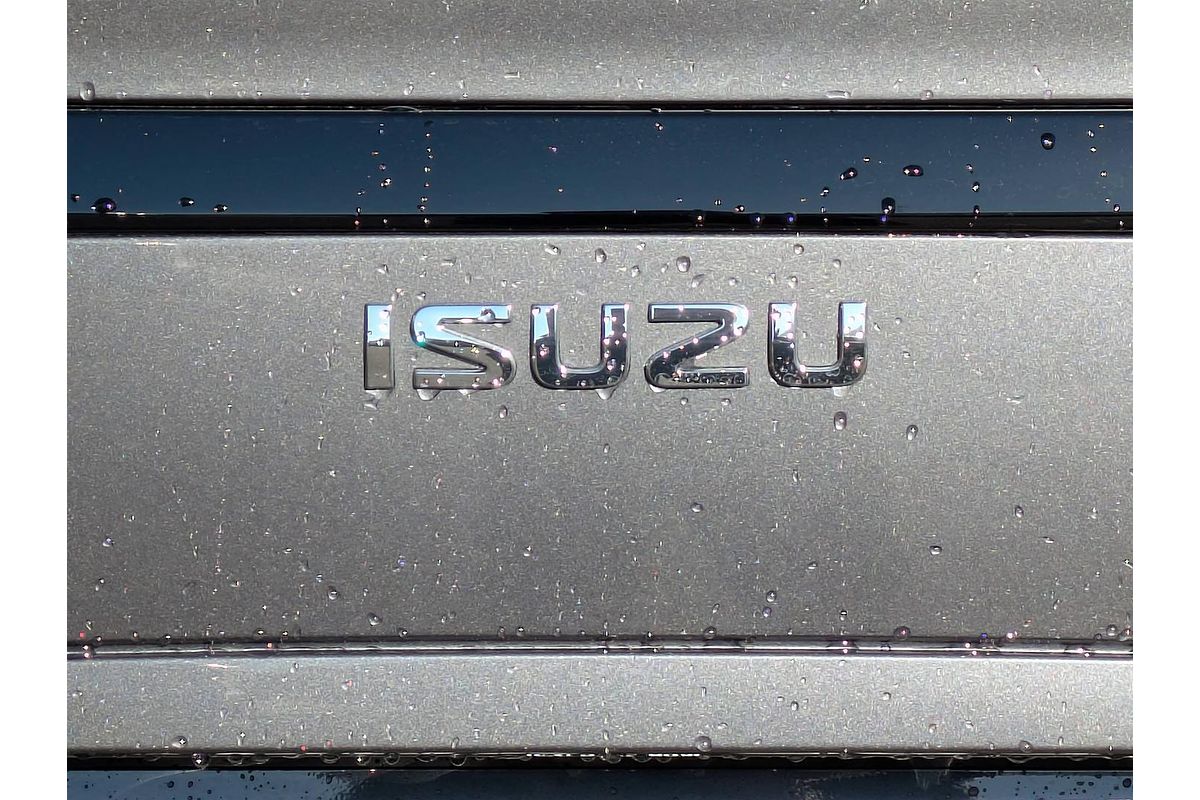 2025 Isuzu MU-X LS-T