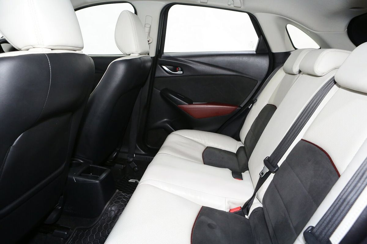 2017 Mazda CX-3 Akari DK