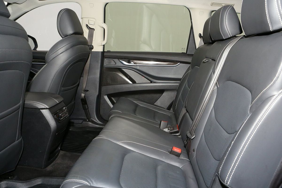 2022 LDV D90 Executive SV9A
