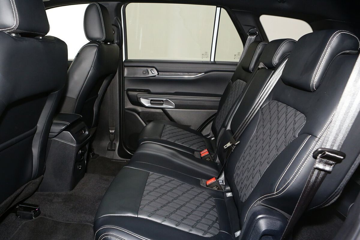 2024 Ford Everest Platinum 3.0L