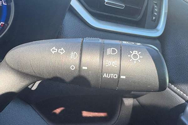 2019 Toyota RAV4 Cruiser AXAH54R
