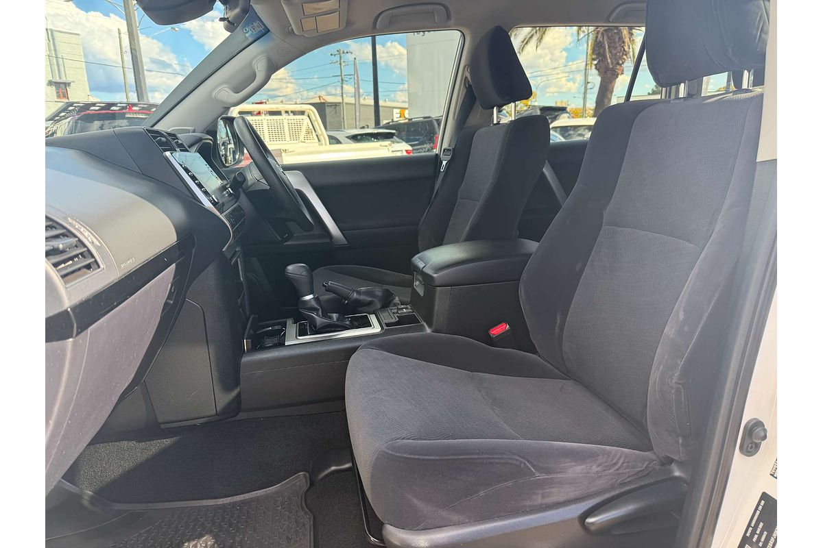 2022 Toyota Landcruiser Prado GX GDJ150R