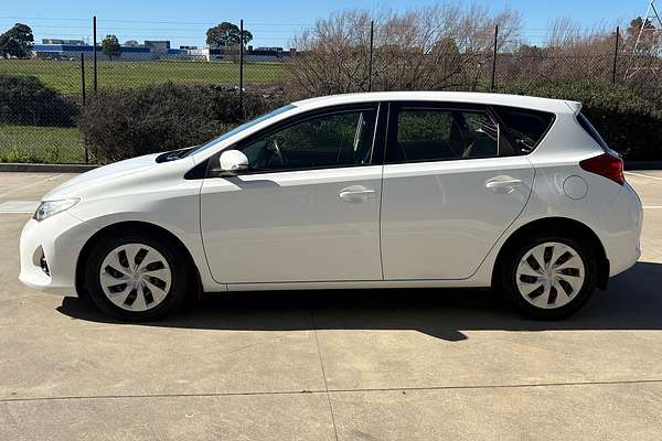 2015 Toyota Corolla Ascent ZRE182R